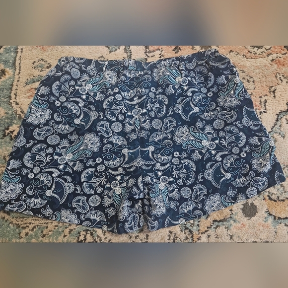 AMOUR VERT 100% Silk Pull On Shorts In Boho Paisley Print Navy/white. Size S - Picture 9 of 11